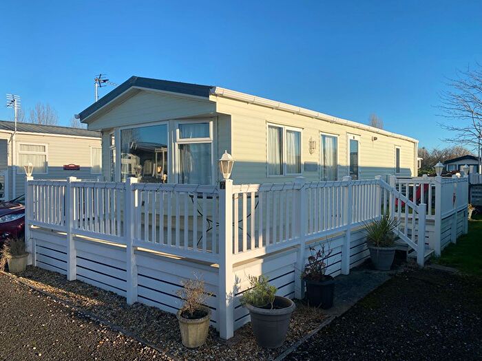 2 Bedroom Park Home For Sale In Southport New Road, Banks Southport, PR9