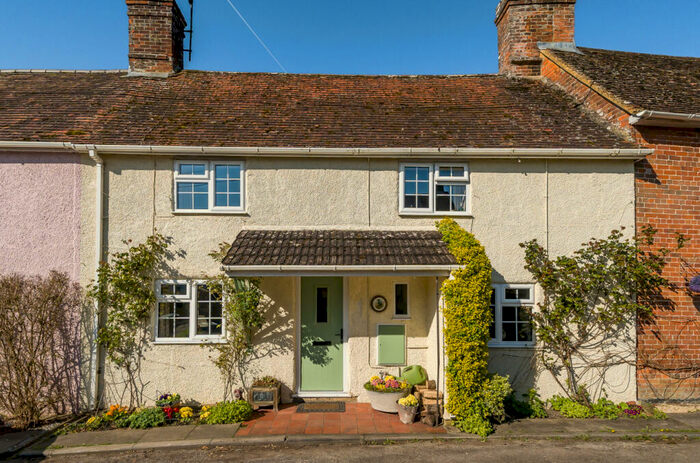 2 Bedroom Cottage For Sale In Upton Lovell, Warminster, BA12