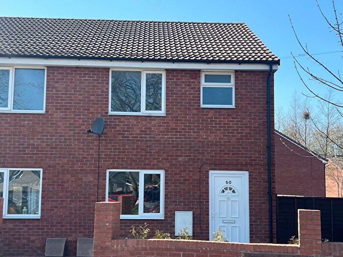 3 Bedroom Semi-Detached House To Rent In Ash Street, Bilston, WV14