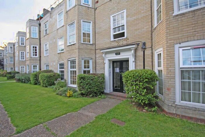 2 Bedroom Flat To Rent In West Barnes Lane, New Malden KT3