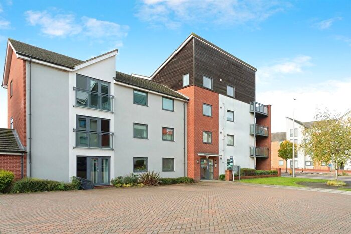 2 Bedroom Apartment For Sale In Somerset Walk, Broughton, Milton Keynes, Buckinghamshire, MK10