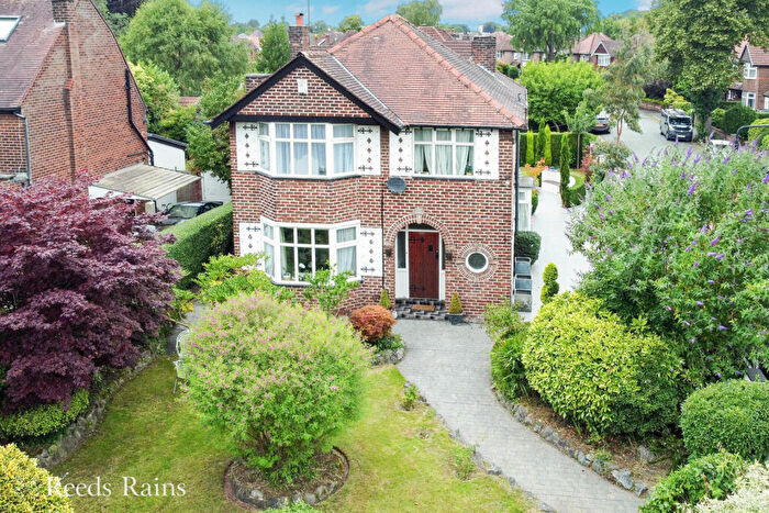 4 Bedroom Detached House For Sale In Washway Road, Sale, Greater Manchester, M33