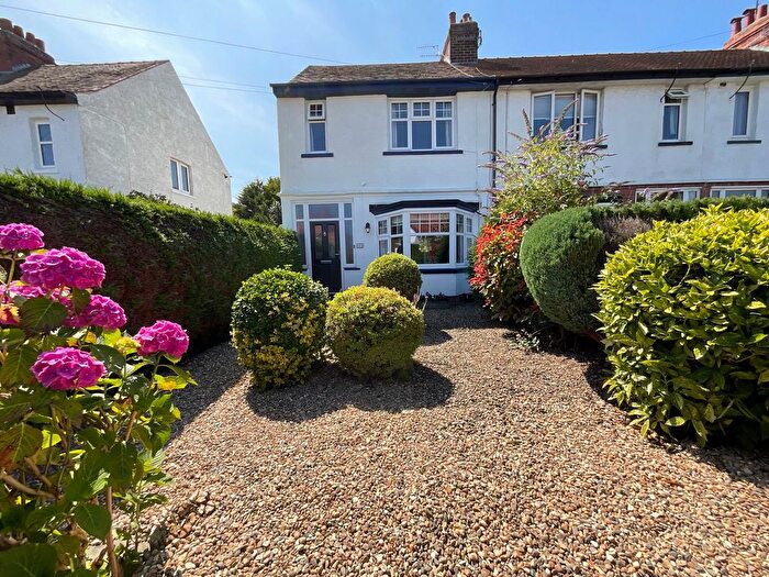 3 Bedroom End Terrace House For Sale In Scalby Road, Scarborough, YO12