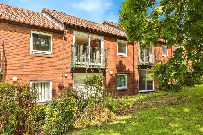 1 Bedroom Flat To Rent In Ella Grove, Knutsford, WA16