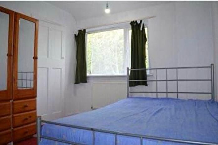 4 Bedroom Detached House To Rent In Gaysham Avenue, Ilford, IG2