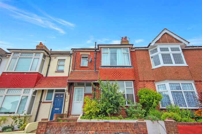 3 Bedroom Terraced House To Rent In Hollingbury Road, Brighton, BN1