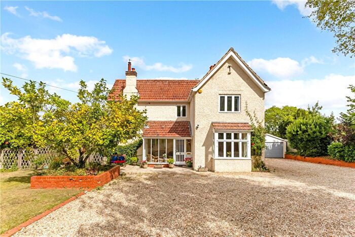 4 Bedroom Detached House For Sale In Chopping Knife Lane, Marlborough, Wiltshire, SN8