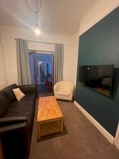 1 Bedroom Terraced House To Rent In Hirwain Street, Cardiff, CF24