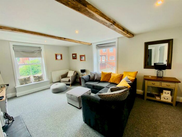 2 Bedroom Apartment To Rent In King Street, Ashbourne, DE6