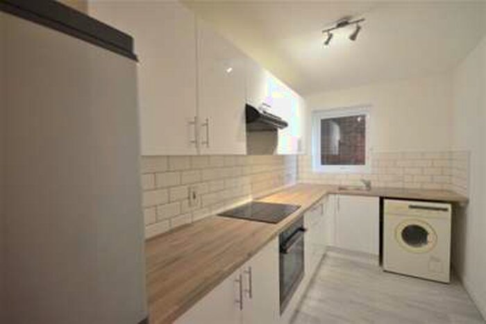 2 Bedroom Flat To Rent In Ethel Maud Court, Gillingham, ME7