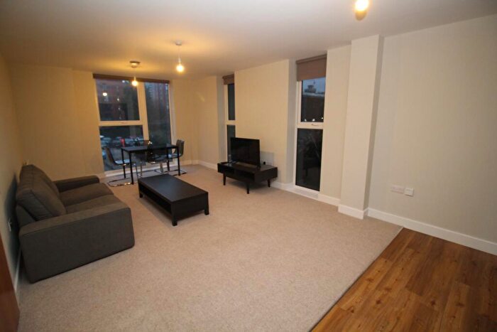 2 Bedroom Flat To Rent In Woden Street, Salford, M5