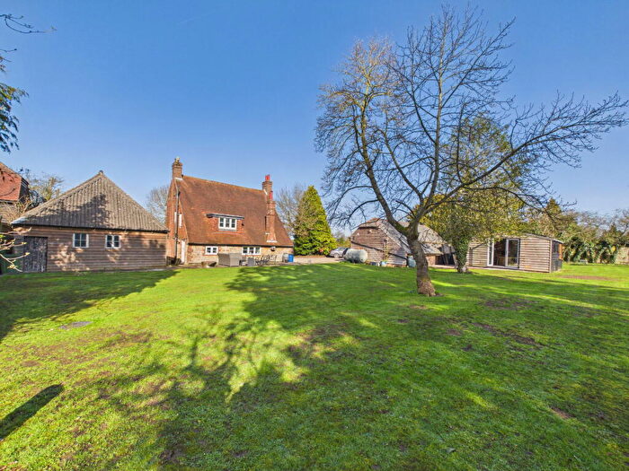 4 Bedroom Detached House For Sale In Homewell House, Maidstone Road, Sutton Valence, ME17