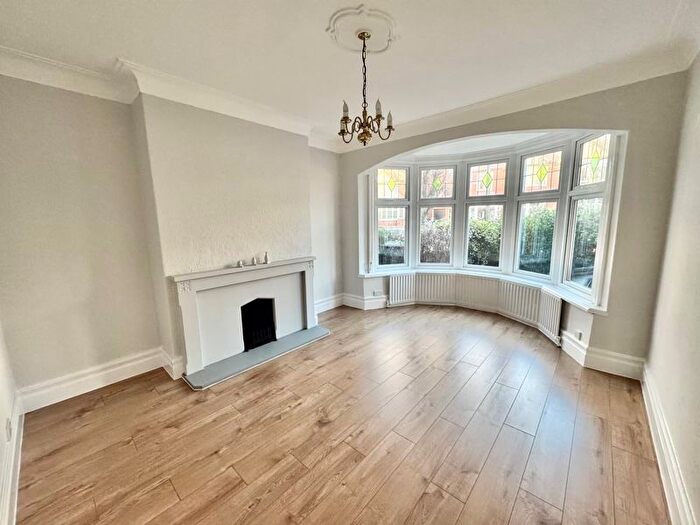 3 Bedroom Semi-Detached House To Rent In Monkseaton Drive, Whitley Bay, NE26