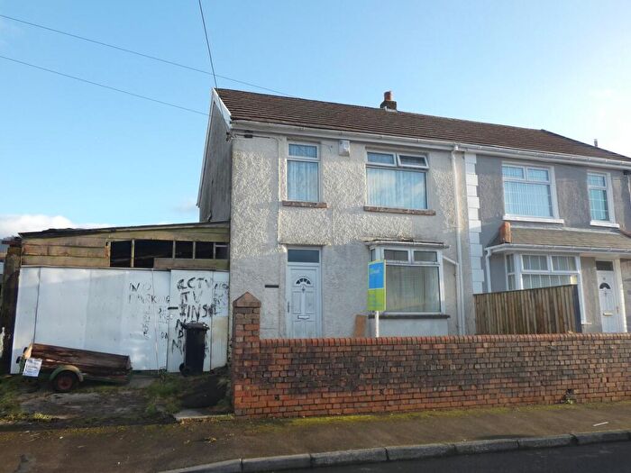 3 Bedroom Semi-Detached House For Sale In Cedar Street, Cwmgwrach, Neath., SA11