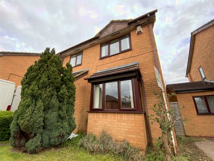 3 Bedroom Detached House To Rent In Hedgeway, East Hunsbury, Northampton, NN4