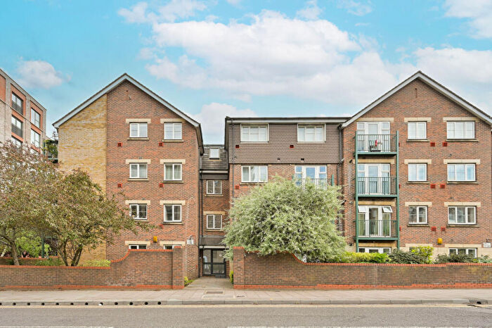 2 Bedroom Flat For Sale In Sheepcote Road, Harrow, HA1
