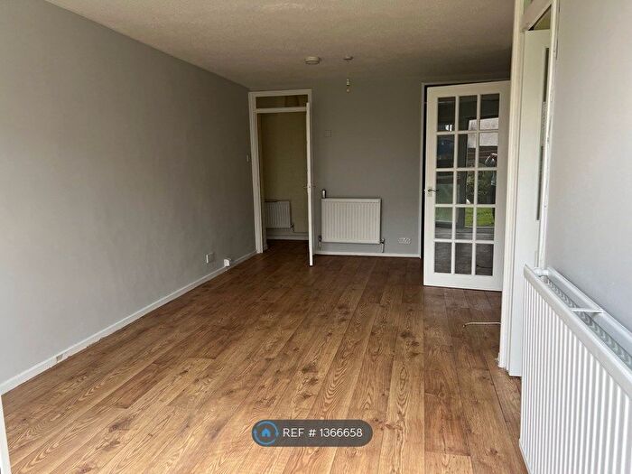 1 Bedroom Flat To Rent In Staines Walk, Sidcup, DA14