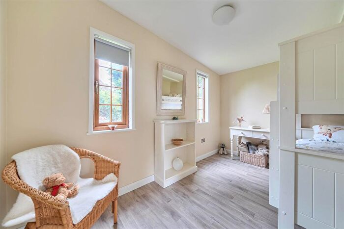 1 Bedroom Equestrian Property For Sale In Sellindge, Kent, TN25