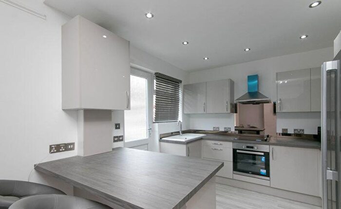 4 Bedroom Terraced House To Rent In Portman Road, Liverpool- / Student Property, L15