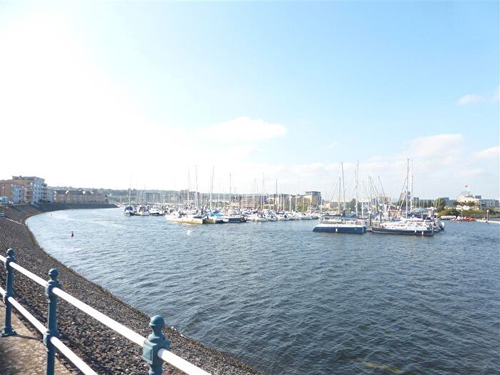 3 Bedroom House To Rent In John Batchelor Way, Penarth, CF64