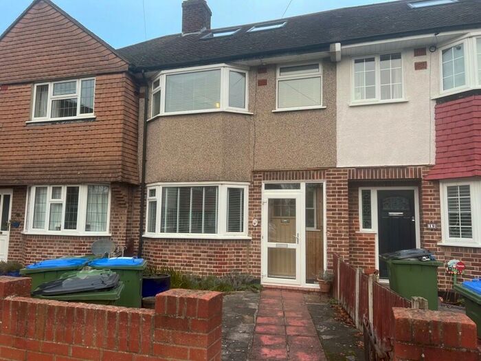 4 Bedroom Terraced House To Rent In Alverstone Gardens, London, SE9