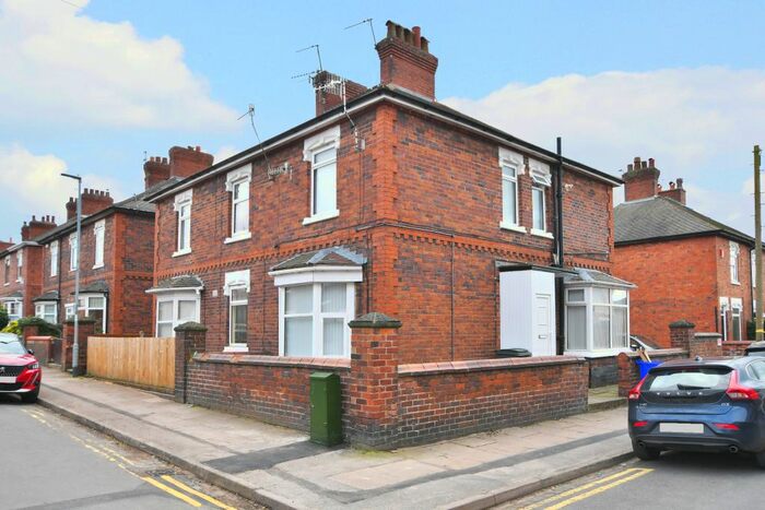 1 Bedroom Flat To Rent In Riseley Road, Stoke On Trent, Staffordshire, ST4