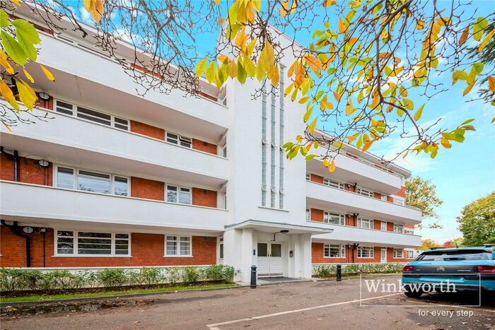 2 Bedroom Flat To Rent In Hartington Court, Hartington Road, W4