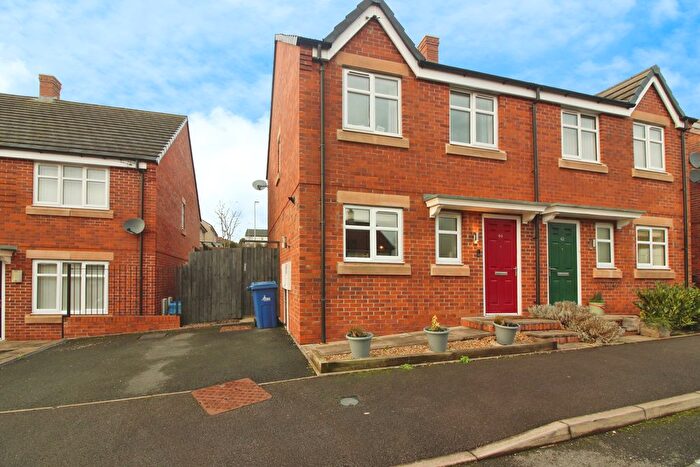 3 Bedroom Semi Detached House For Sale In Curlew Hill, Cannock, WS11