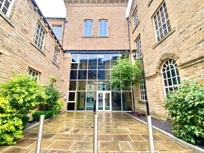 1 Bedroom Apartment For Sale In The Melting Point, Firth Street, Huddersfield, HD1