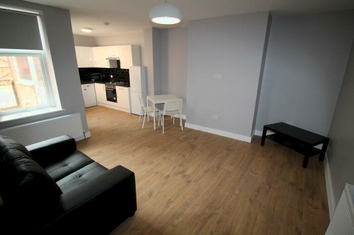1 Bedroom Flat To Rent In Stratford Grove West, Newcastle Upon Tyne, NE6