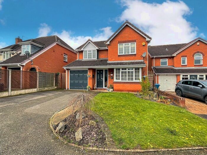 4 Bedroom Detached House For Sale In Peterhead, Amington, Tamworth