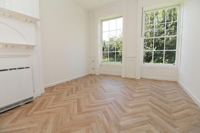 1 Bedroom Flat To Rent In Forge Lane, Gravesend, DA12