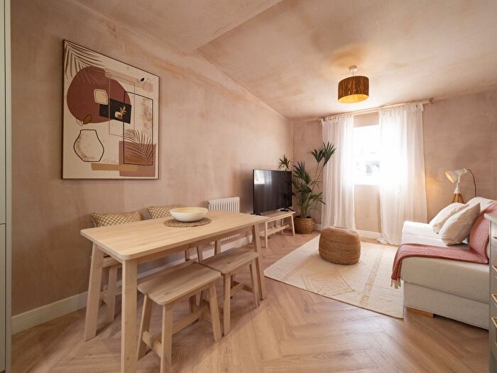 2 Bedroom Flat To Rent In Southwood Road, Ramsgate, CT11