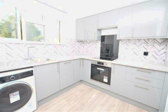 3 Bedroom Terraced House To Rent In The Lowe, Chigwell, IG7