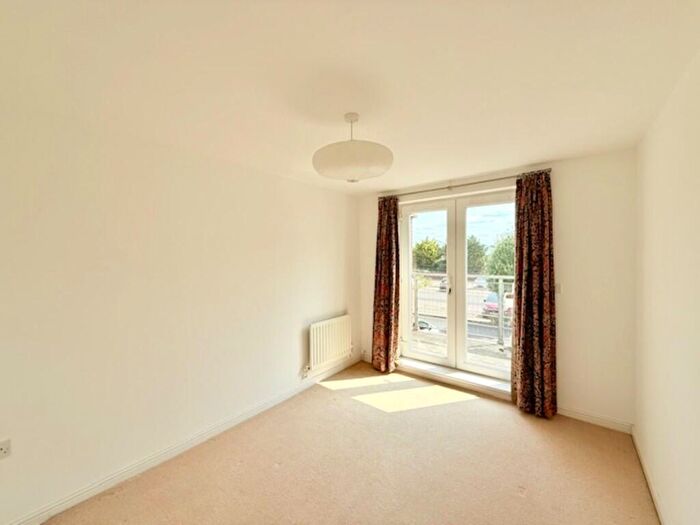 4 Bedroom Town House To Rent In Selman Close, Hythe, Southampton, SO45