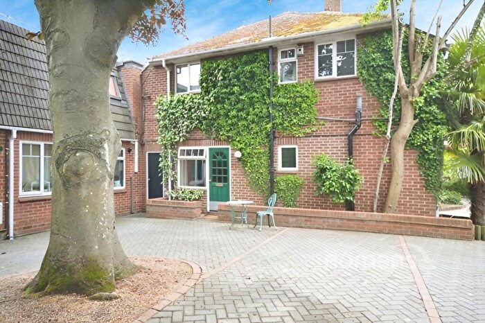 1 Bedroom Flat To Rent In Bridge House, Scotts Corner, Basingstoke, RG22