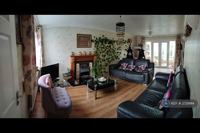 4 Bedroom Detached House To Rent In Borda Close, Chelmsford, CM1