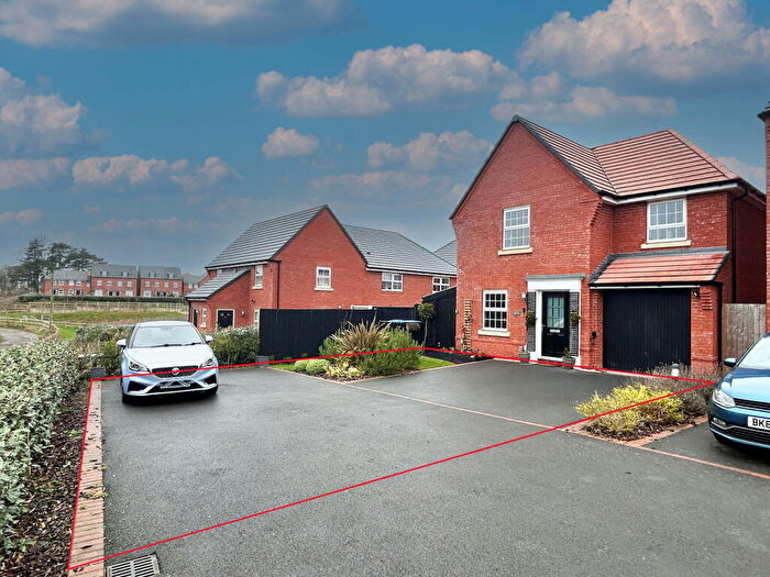 3 Bedroom Detached House For Sale In Sycamore Road, Market Harborough, LE16