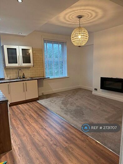 2 Bedroom Terraced House To Rent In Manchester Road, Huddersfield, HD4