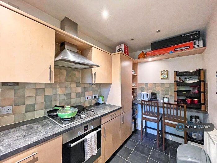 2 Bedroom End Of Terrace House To Rent In Falconer Road, Fleet, GU51