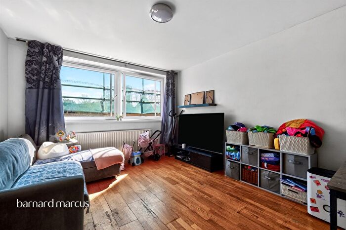 1 Bedroom Flat For Sale In Medfield Street, London, SW15