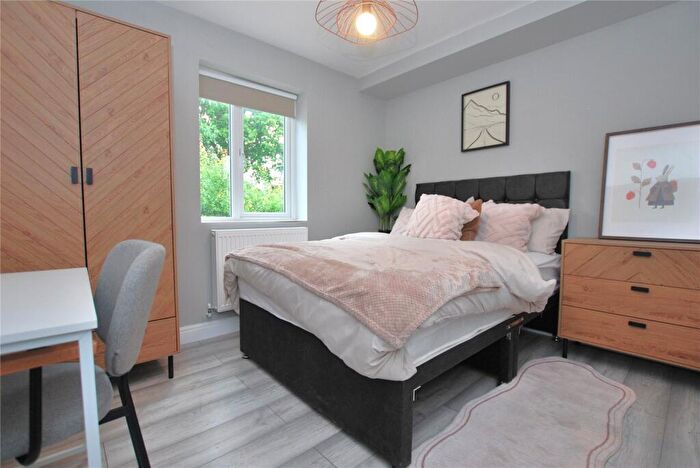 1 Bedroom House Of Multiple Occupation To Rent In Southway, Guildford, Surrey, GU2