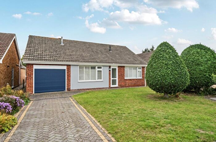 3 Bedroom Detached Bungalow For Sale In Delph Road, North Hykeham, LN6
