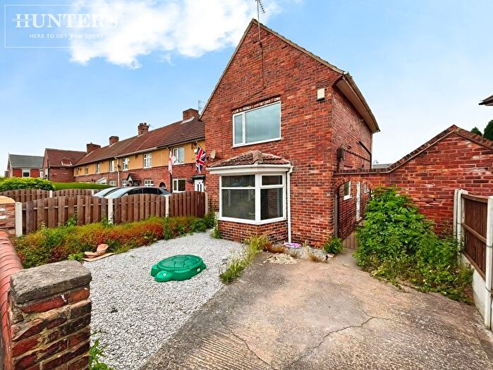 3 Bedroom End Terrace House To Rent In Briton Street, Thurnscoe, Rotherham, S63