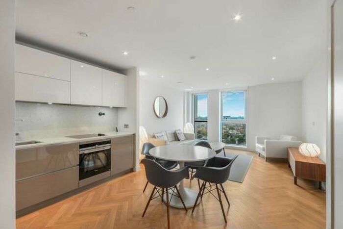 Studio To Rent In Southwark Bridge Road, London, SE1