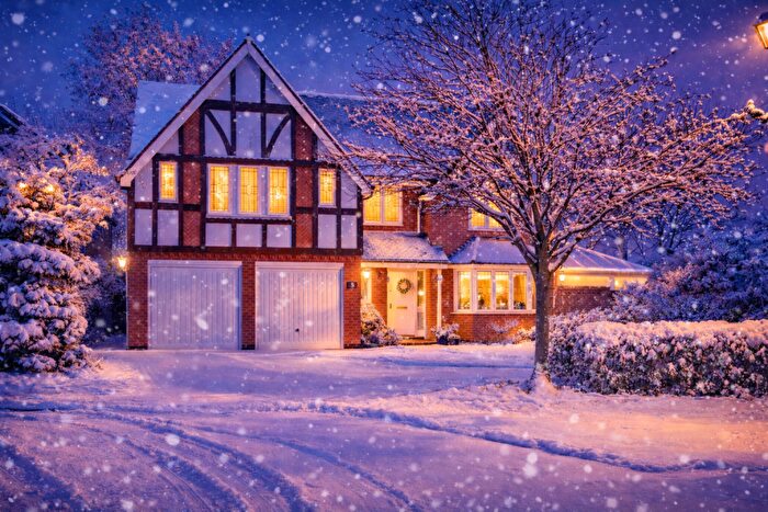 5 Bedroom Detached House For Sale In Covent Gardens, Radcliffe-on-Trent, Nottingham, NG12