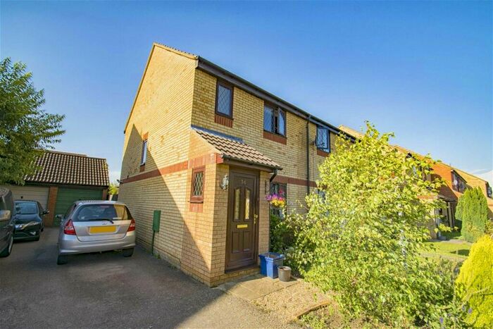 3 Bedroom End Of Terrace House To Rent In Williams Way, Flitwick, Bedford, MK45