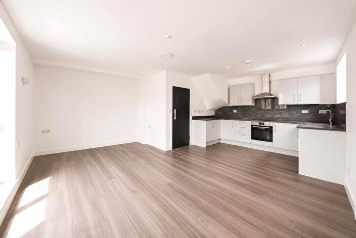 2 Bedroom Apartment To Rent In London Road, Thornton Heath, CR7