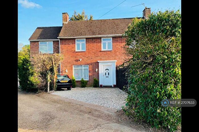 3 Bedroom Semi-Detached House To Rent In Home Meadow, Farnham Royal, SL2