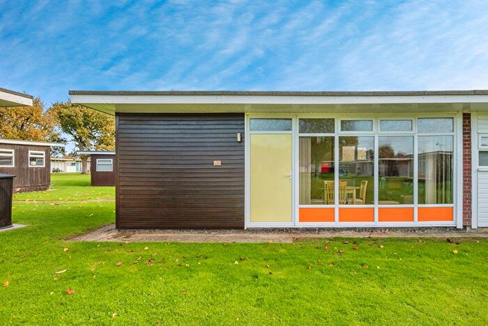 2 Bedroom Bungalow For Sale In Broadside Chalet Park, Stalham, Norwich, NR12